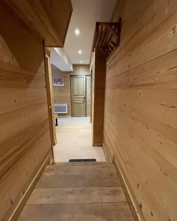 Cosy Centre Station *